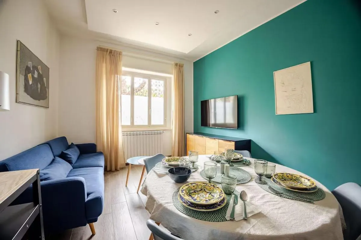 Crispi 74.1 - Apartment Naples 0*,  Italy